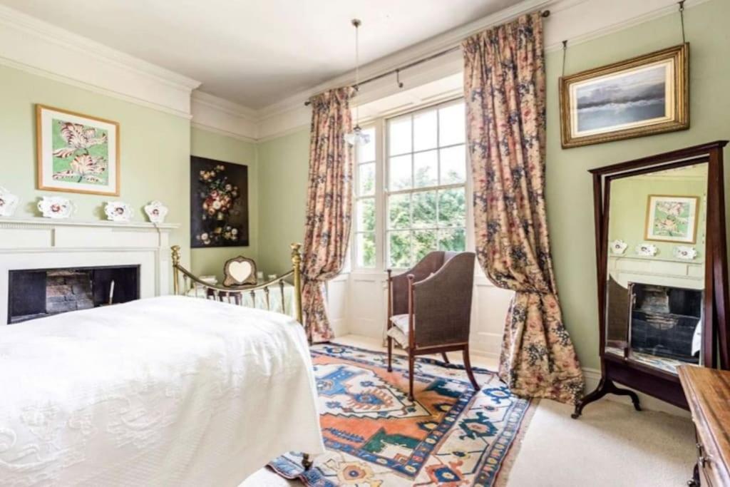 Cressy Hall - Historic Grade II Listed Manor, Gorgeous Topiary Garden Gosberton 외부 사진