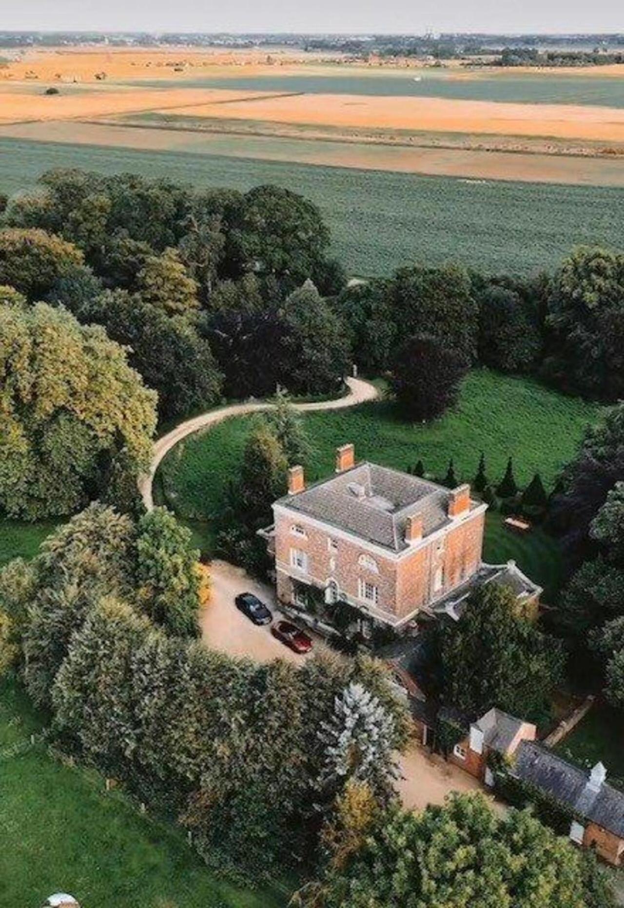 Cressy Hall - Historic Grade II Listed Manor, Gorgeous Topiary Garden Gosberton 외부 사진